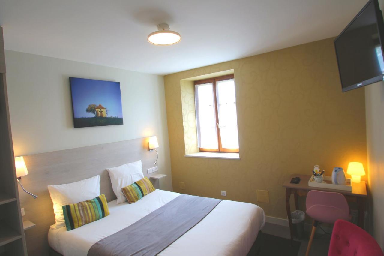 Logis Hotel Archambeau Thonac Экстерьер фото