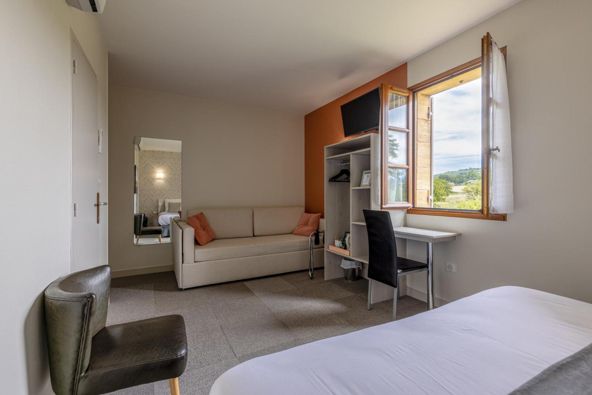 Logis Hotel Archambeau Thonac Экстерьер фото